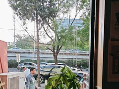 -刘记大块烤羊腿餐吧(北沙滩店)