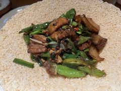 当小炒肉遇上锅巴-湘与香缘·湖南菜(王府井北京市百货大楼店)