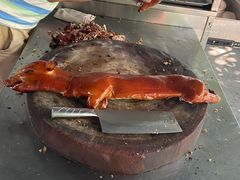 -四更周店烤乳猪