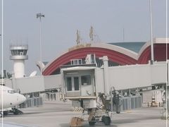 -敦煌莫高国际机场