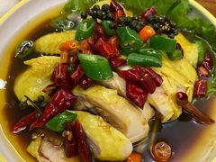-滇香肴·云南菜蒸汽石锅鱼(云南北路店)