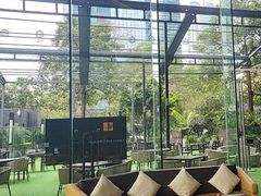 -深圳温德姆至尊酒店·大堂吧·户外花园