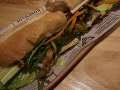 越南传统鸡肉法包-越美小馆·越南料理(曲江店)