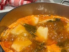 -尚尚仙·酸汤猪手·猪肚鸡火锅(华联万柳购物中心店)