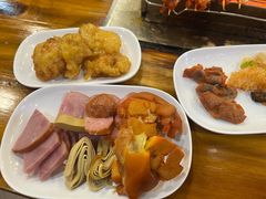 -哈尔滨小酒馆·鲜肉现穿自助烧烤(康新花园店)