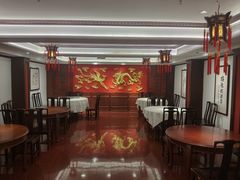 -梅龙镇酒家(南京西路总店)