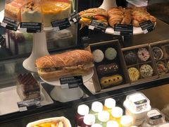 -星巴克臻选(郑州国贸360广场店)