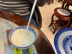 -广信牛奶甜品世家(台东店)