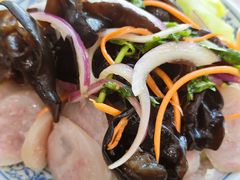 老北京粉肠-门框胡同百年卤煮(新街口店)