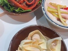 -卤校长老火锅(杨家坪直营店)