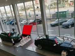 -深圳锦龙奥迪4S店(前海店)