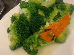 -清真·东拉黑炭火烤羊腿(世通·国际店)