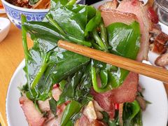 -大众跷脚牛肉馆·非遗传承单位(峨眉山店)