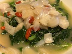 百合竹笙枸杞汤泡鸡毛菜-丽思卡尔顿酒店-天泰轩中餐厅(大沽北路店)