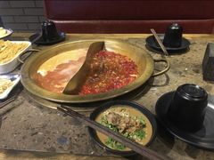 -沸炉重庆老火锅(军事博物馆店)