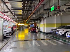 -北京银泰中心-停车场