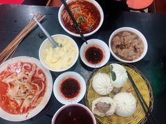 -郑家包子牛肉拉面(尚勤路店)