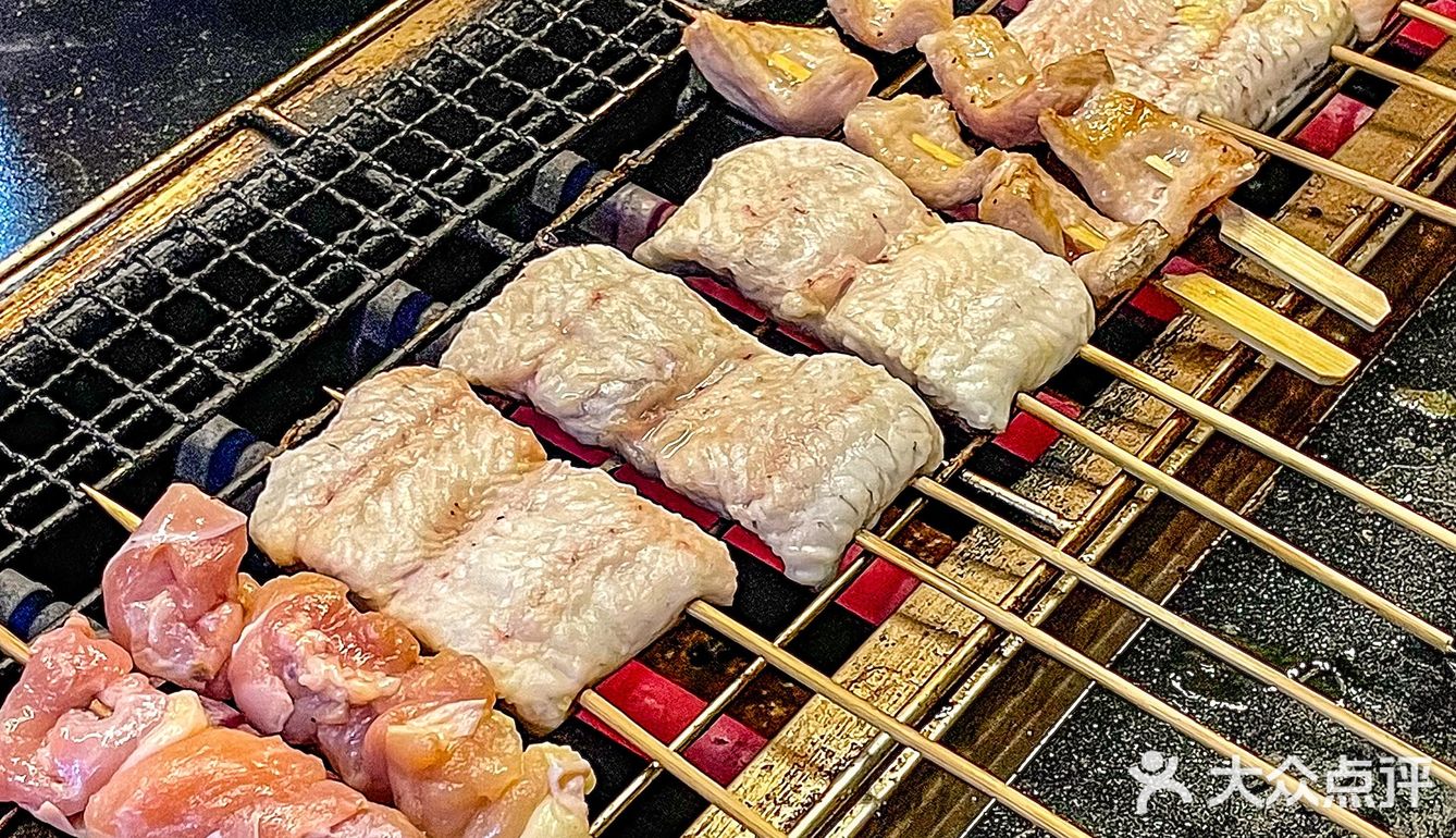 5r一串‼️杭州坠好吃平价街头烧鸟‼️氛围感💯提灯9r一串好吃哭