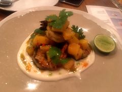 -ROAST coffee & eatery