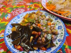 -闯关东东北农家菜(崂山石老人店)