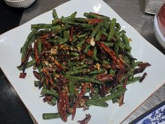 -东北农家院·铁锅炖(莘庄店)