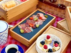 -蔚蓝阁餐厅·Brunch·牛排·威士忌·红酒