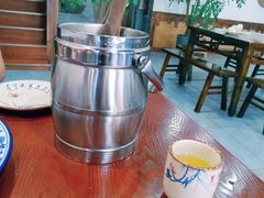 -黄桷树曹家私房菜(江与城店)