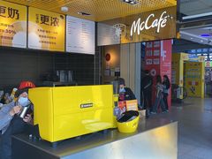 -麦当劳(中二横路店)