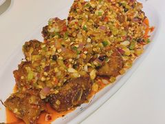 吮指蒜香小排-付掌柜在成都·热炒砂锅集(金禾店)