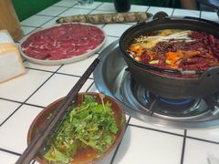 -扎起市井老火锅(乐山总店)