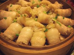 -闯关东东北农家菜(崂山石老人店)