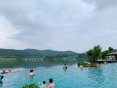 水世界&nbsp;无边泳池-南京银杏湖乐园