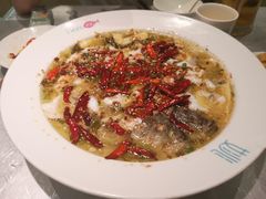 -姚姚酸菜鱼·金戈戈香港豉油鸡(喜荟城联名店)