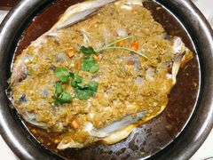老实人酱椒鱼头-蜀香格格•剁椒鱼头(龙西店)