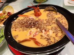 波斯顿龙虾鲜蟹肉浓虾汤糙米泡饭-朝(澳门伦敦人店)