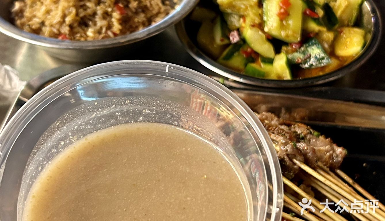 夏天夜晚必不可少的烧烤！