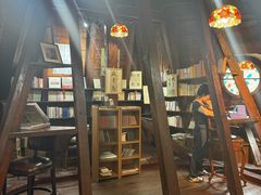 -良友书坊(安徽路店)