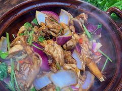 -胡须佬鸡煲四季火锅(海雅缤纷城店)