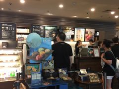 -星巴克臻选(周浦万达店)