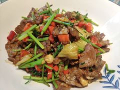 小炒黄牛肉-恋湘小镇(纺织大厦店)