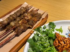 -关东小磨东北菜(上海长风大悦城店)