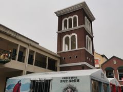 -王府井奥莱临潼小镇(临潼店)