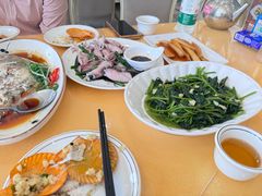-鹏城人家海鲜酒家·23年老字号(较场尾店)