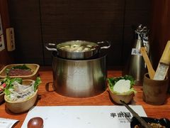 -独食火锅·半米屋台(直营总店)