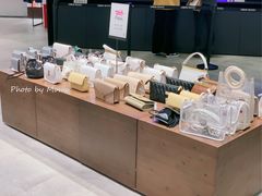 店内环境-URBAN REVIVO(上海中庚漫游城店)