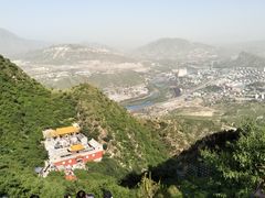 -鸡鸣山旅游风景区