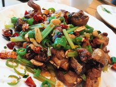 干煸辣子鸡-秦香阁·西北家常菜(徐汇日月光中心店)