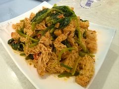 -马尔龙新疆饭店·清真(瑞景店)