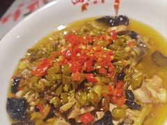 仙庾岭酸辣椒蒸鸡-西江红·株洲本地菜(滨江南路店)
