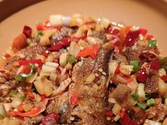 -巴厘龙虾·榜首油焖大虾(音乐学院·沿江酒馆店)
